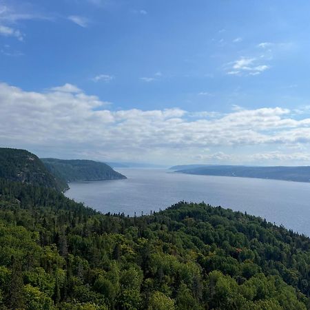 Magical Loft : Breathtaking View & Cozy Fireplace Saguenay Luaran gambar